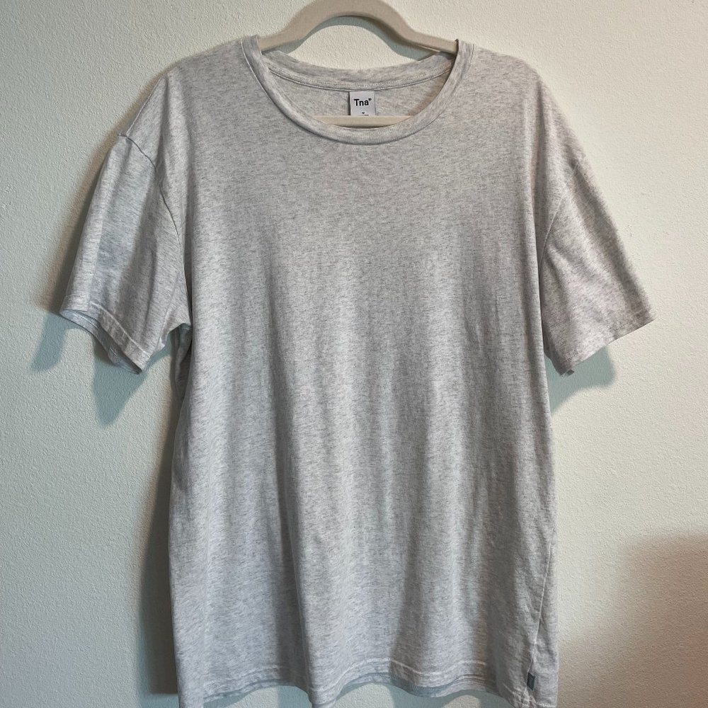Aritzia TNA Tour T-shirt in Heather Chrome